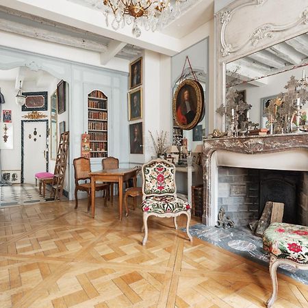 Au Coeur De Paris - Appartement Historique De Madame Du Barry Bagian luar foto