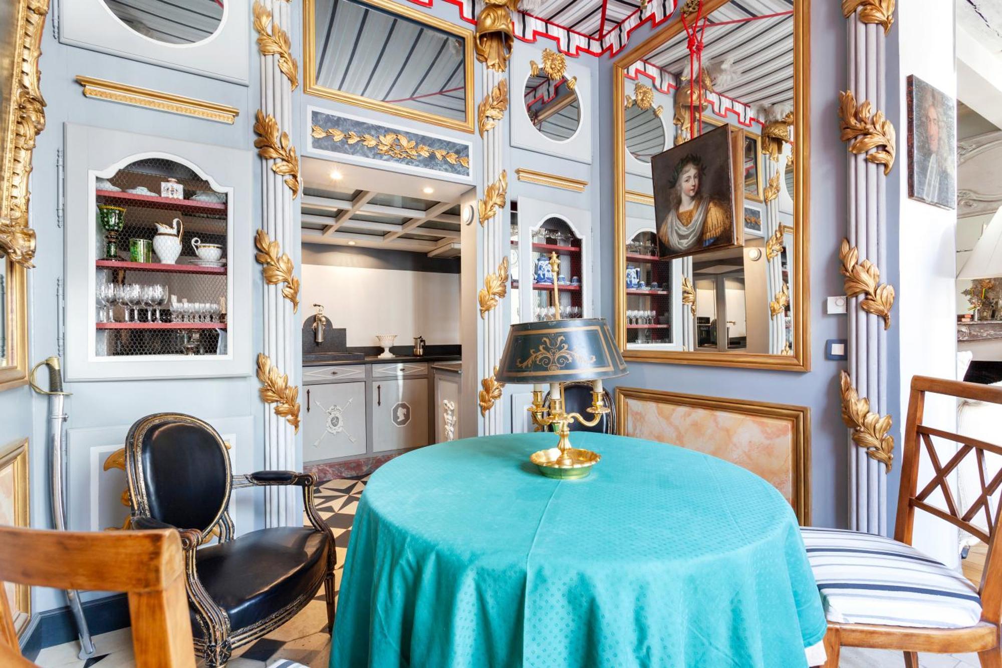 Au Coeur De Paris - Appartement Historique De Madame Du Barry Bagian luar foto