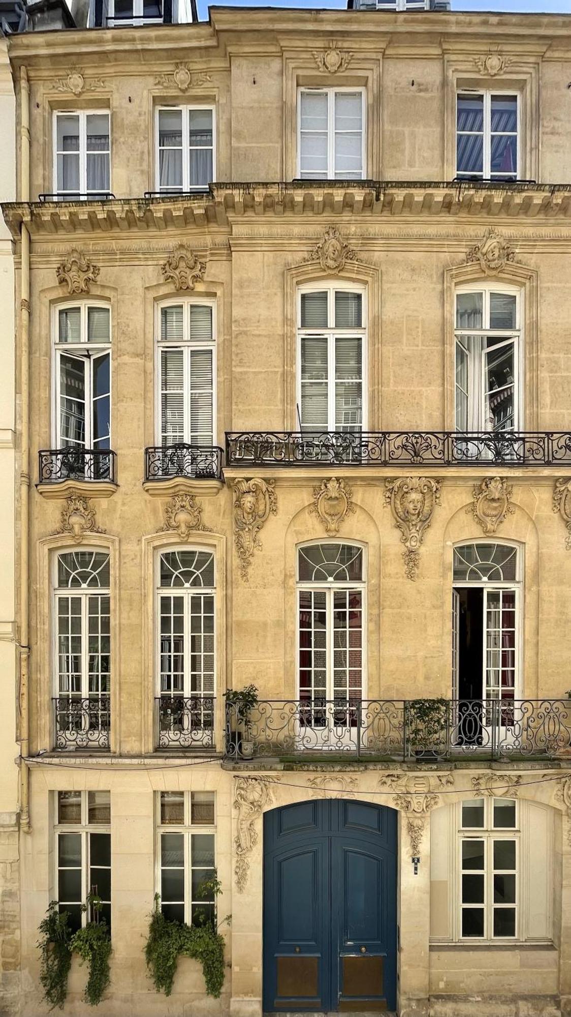 Au Coeur De Paris - Appartement Historique De Madame Du Barry Bagian luar foto